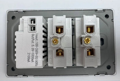 DELEFU À Prova De Fogo PC Brasil Soquete Padrão Duplo USB Tipo-c Interruptor 4 * 2 Ouro 10A 20A
